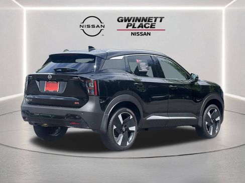 Certified 2025 Nissan Kicks SR FWD image 23