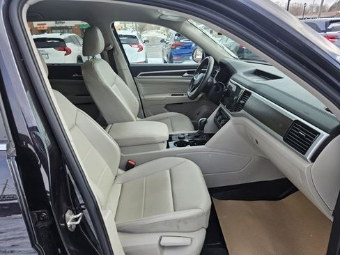 Used 2022 Volkswagen Atlas SE image 9