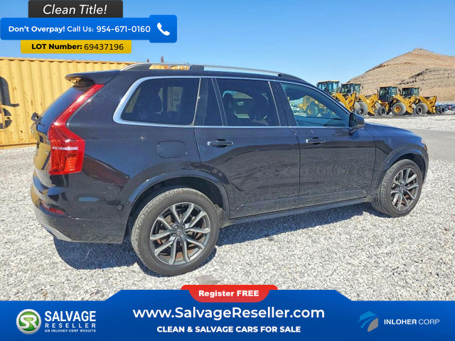 Used 2018 Volvo XC90 T6 Momentum w/ Convenience Package AWD/4WD image 4