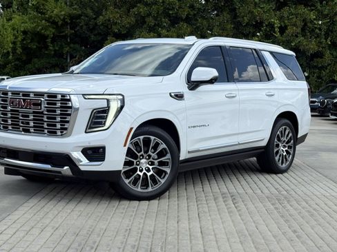Used 2026 GMC Yukon Denali w/ Denali Reserve Package RWD image 1
