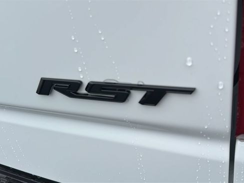 New 2026 Chevrolet Silverado 1500 RST w/ Dark Appearance Package AWD/4WD image 12