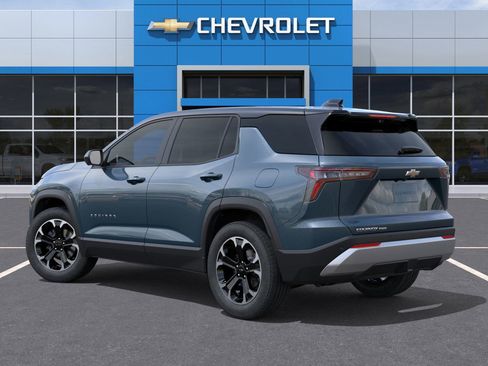 New 2026 Chevrolet Equinox LT image 3