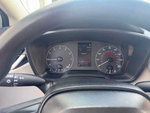Used 2025 Toyota Corolla LE FWD image 10