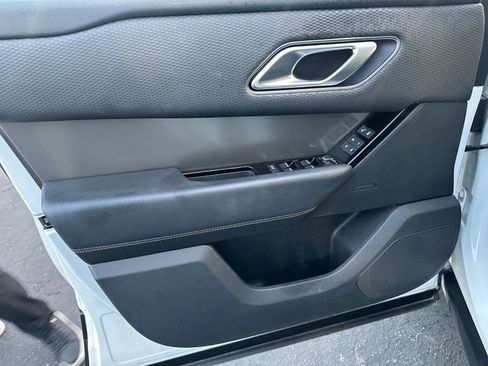 Used 2020 Land Rover Range Rover Velar S AWD/4WD image 12