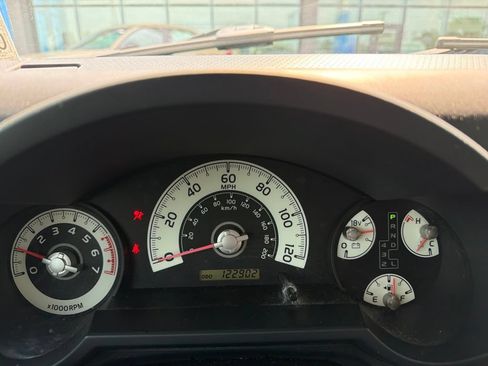 Used 2007 Toyota FJ Cruiser 2WD image 9