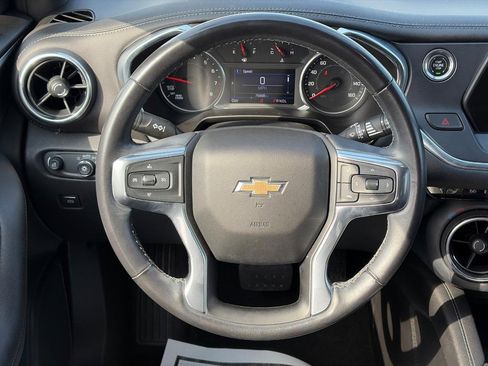 Used 2019 Chevrolet Blazer LT FWD image 13