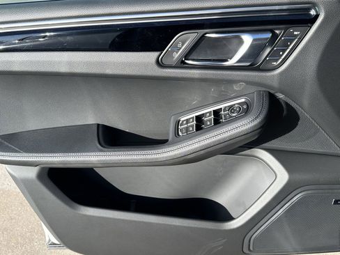 New 2026 Porsche Macan S image 15