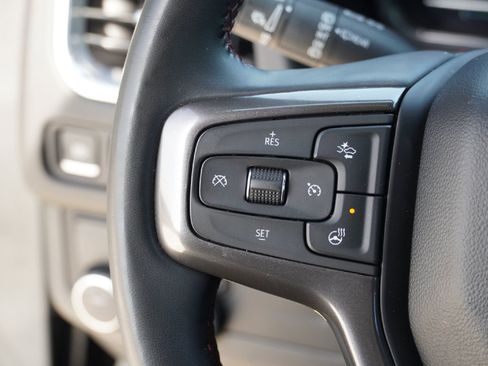 Used 2023 Chevrolet Suburban RST w/ Luxury Package image 19