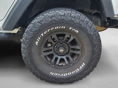 Used 2014 Jeep Wrangler Unlimited Sport w/ Quick Order Package 24S AWD/4WD image 21