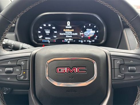 Used 2023 GMC Yukon AT4 image 37