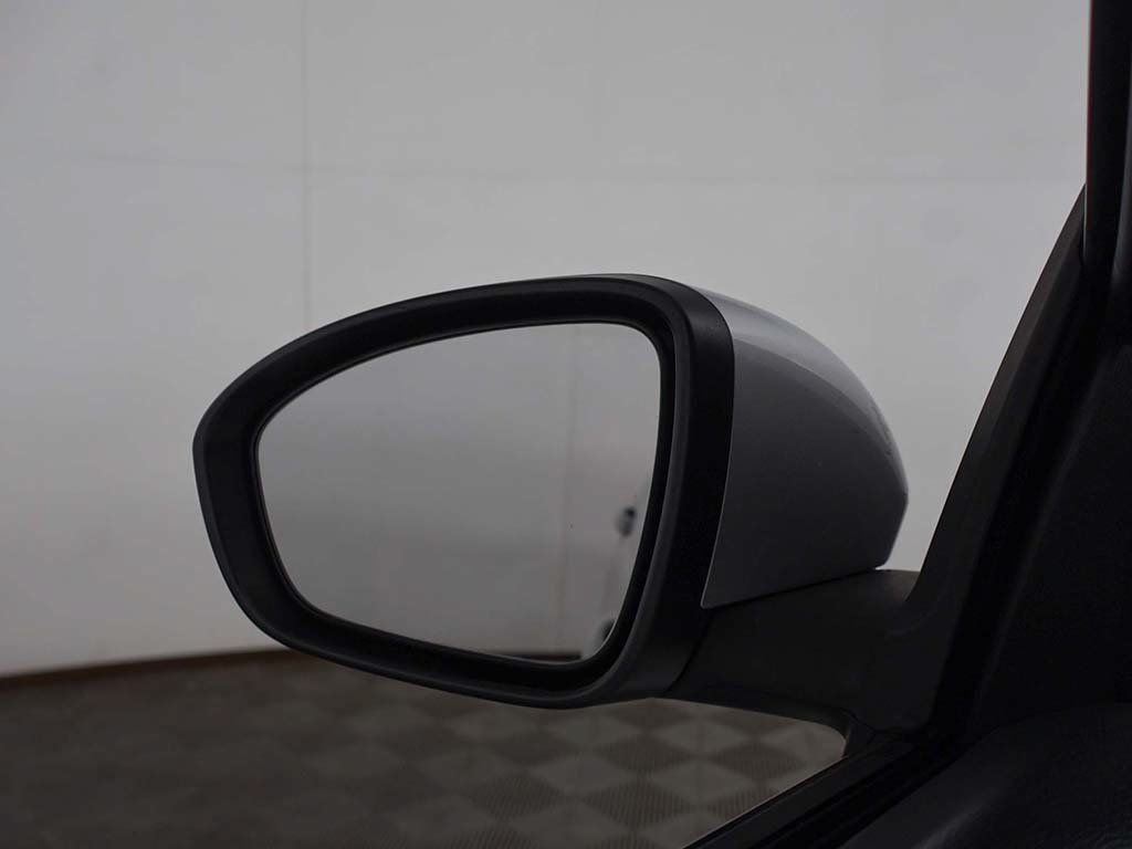Used 2023 Nissan Sentra SV FWD image 31
