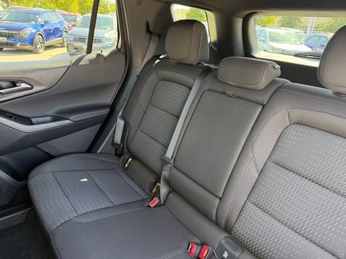 Used 2026 Chevrolet Equinox LT FWD image 31