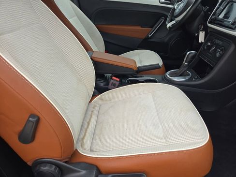 Used 2017 Volkswagen Beetle 1.8T Classic image 17