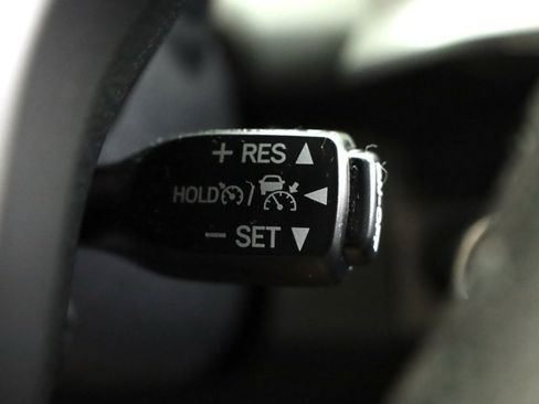 Used 2019 Toyota Tacoma TRD Sport image 27