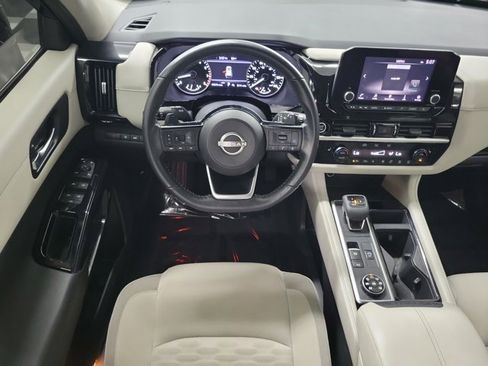 Certified 2022 Nissan Pathfinder SV w/ SV Premium Package image 12