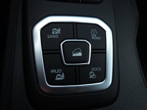 New 2026 Nissan Frontier PRO-4X w/ Pro-4x Convenience Package image 24