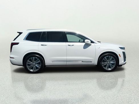 Used 2020 Cadillac XT6 Premium Luxury FWD image 8