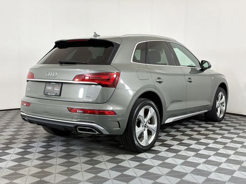 Used 2023 Audi Q5 2.0T Premium Plus w/ Premium Plus Package AWD/4WD image 8