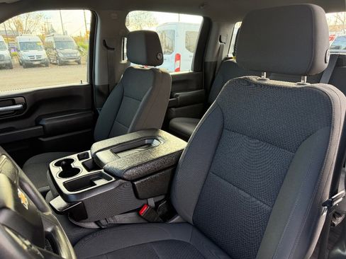 Used 2022 Chevrolet Silverado 2500 W/T w/ WT Fleet Convenience Package image 17
