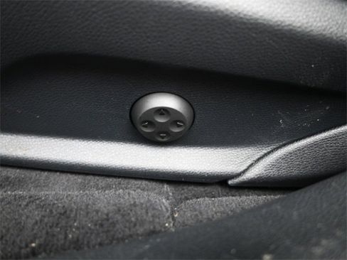 Used 2020 Mercedes-Benz E 350 Sedan image 31