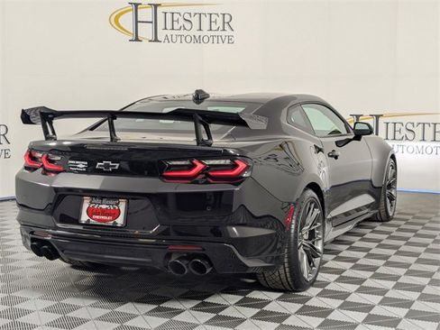 Certified 2023 Chevrolet Camaro ZL1 image 7