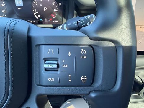 Certified 2025 Land Rover Defender 110 Sedona Red Edition AWD/4WD image 20