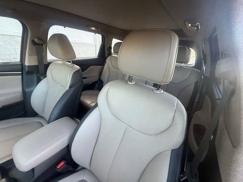 Used 2019 Hyundai Santa Fe Limited w/ Cargo Package image 24