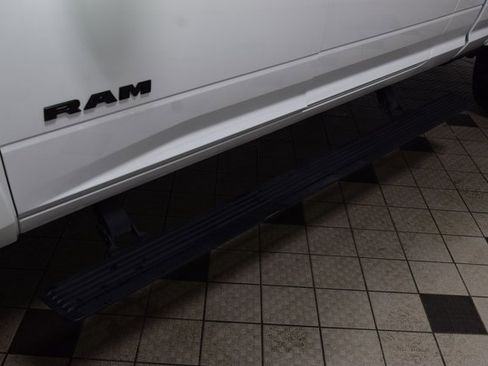 Used 2024 RAM 2500 Limited image 26