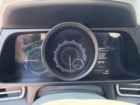 Used 2023 Hyundai Elantra Blue FWD image 27