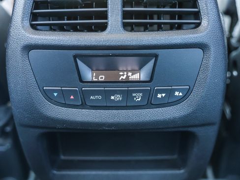 Used 2020 Honda Pilot EX image 7