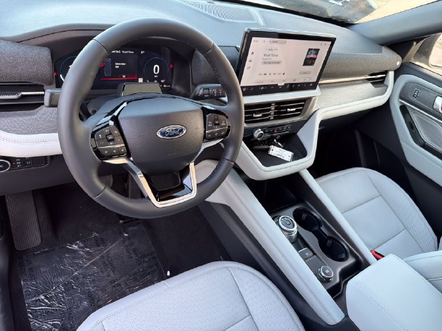 New 2027 Ford Explorer Platinum w/ 3.0L Ultimate Package AWD/4WD image 17