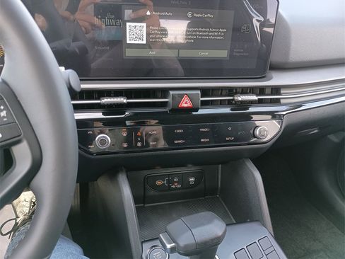 New 2026 Kia Sportage LX image 24