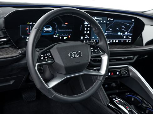 Used 2025 Audi Q5 Premium Plus w/ Premium Plus AWD/4WD image 9