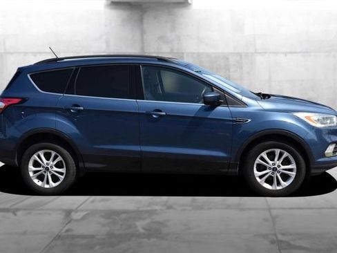 Used 2018 Ford Escape SEL w/ Ford Safe & Smart Package FWD image 5
