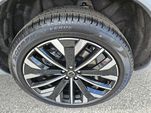 New 2026 Volvo XC90 B6 Ultra w/ Protection Package Premier image 11