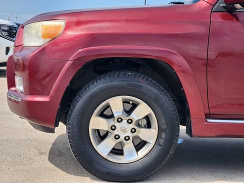 Used 2011 Toyota 4Runner SR5 AWD/4WD image 9