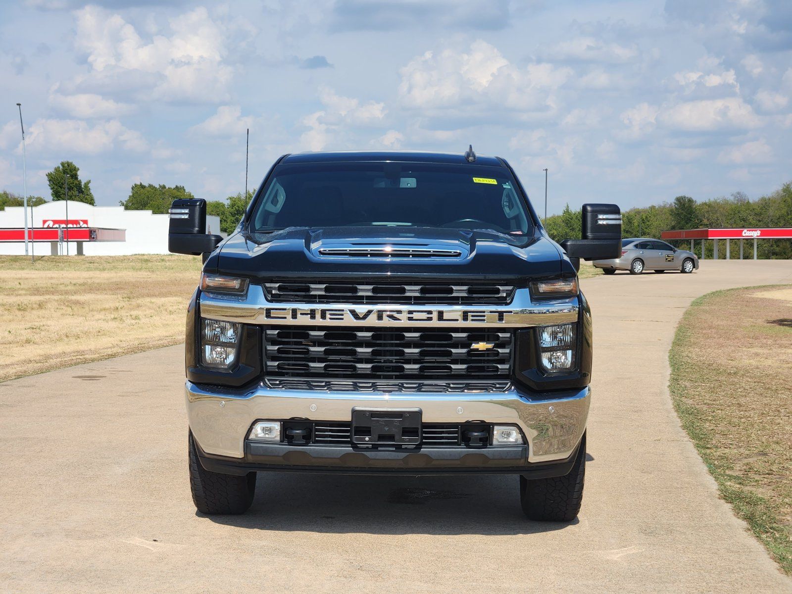 Used 2020 Chevrolet Silverado 2500 LT w/ Texas Edition RWD image 6