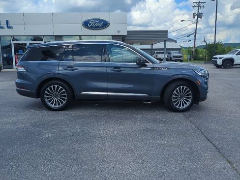 Used 2021 Lincoln Aviator Reserve w/ Elements Package Plus AWD/4WD image 34