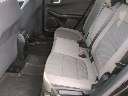 Used 2021 Ford Escape SE w/ SE Sport Appearance Package image 19