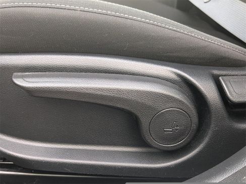 Used 2023 Kia Forte LXS w/ LXS Technology Package image 18