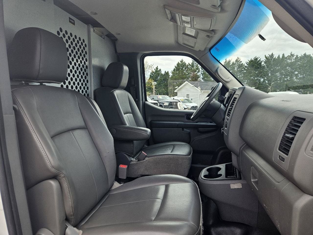 Used 2019 Nissan NV 1500 S RWD image 27