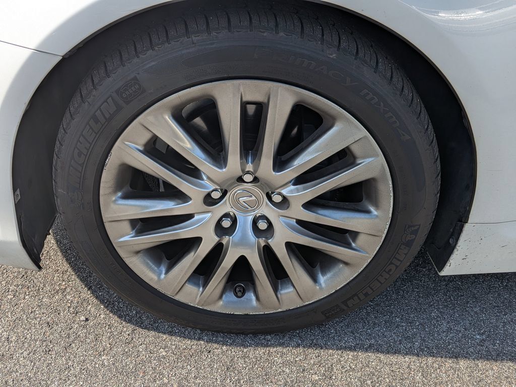 Used 2013 Lexus LS 460 w/ Comfort Pkg RWD image 6