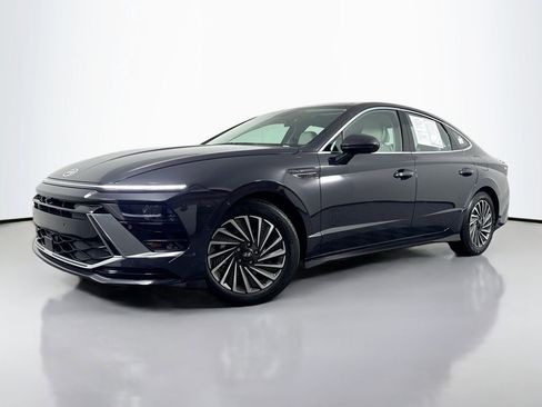Used 2024 Hyundai Sonata Limited FWD image 1
