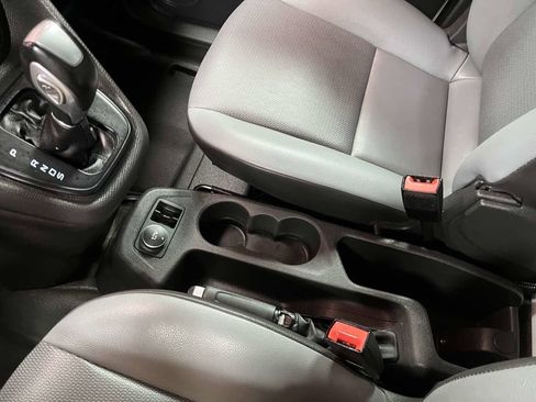 Used 2016 Ford Transit Connect XL FWD image 16