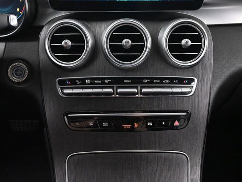 Used 2023 Mercedes-Benz GLC 300 4MATIC Coupe image 35