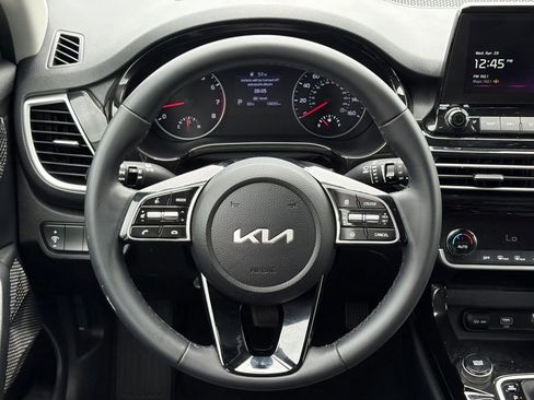 Certified 2023 Kia Seltos EX AWD/4WD image 34