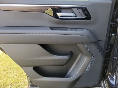 New 2026 Chevrolet Tahoe LS image 15