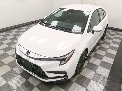 New 2026 Toyota Corolla SE image 6