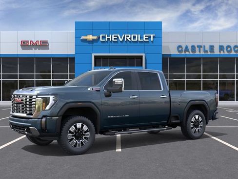 New 2026 GMC Sierra 2500 Denali w/ Denali Reserve Package AWD/4WD image 3