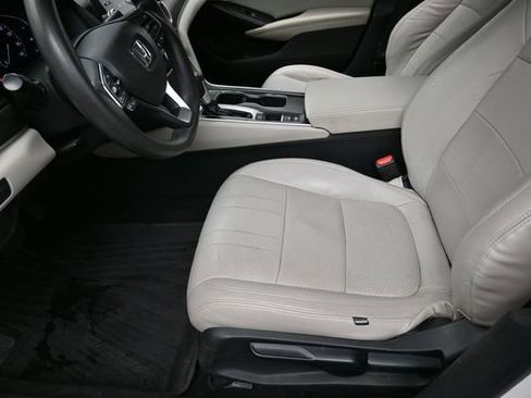 Used 2018 Honda Accord LX image 15